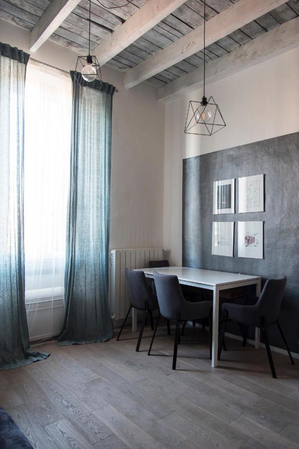 Youhosty - Correggio 12 Milano Eksteriør billede